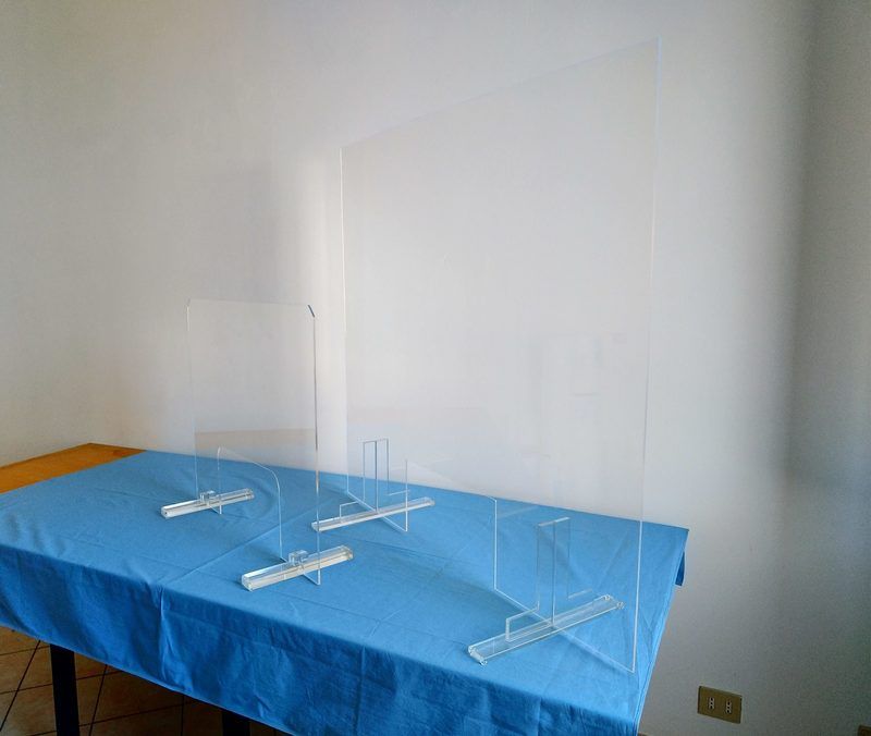 Protezioni in plexiglass o policarbonato